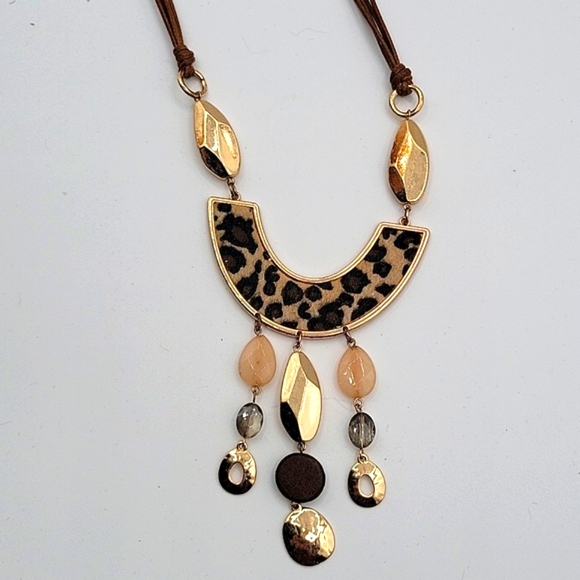 Vintage Statement Necklace Tan Faux Suede Animal Print - Picture 6 of 6